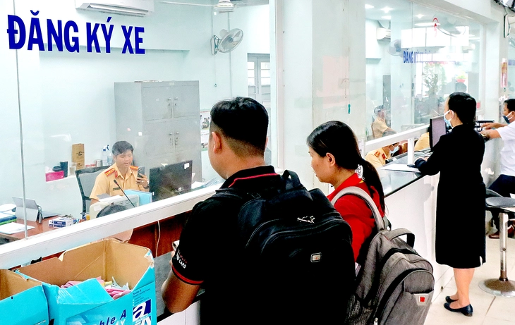 Sáp nhập, dân có phải đổi biển số xe, đăng ký xe?