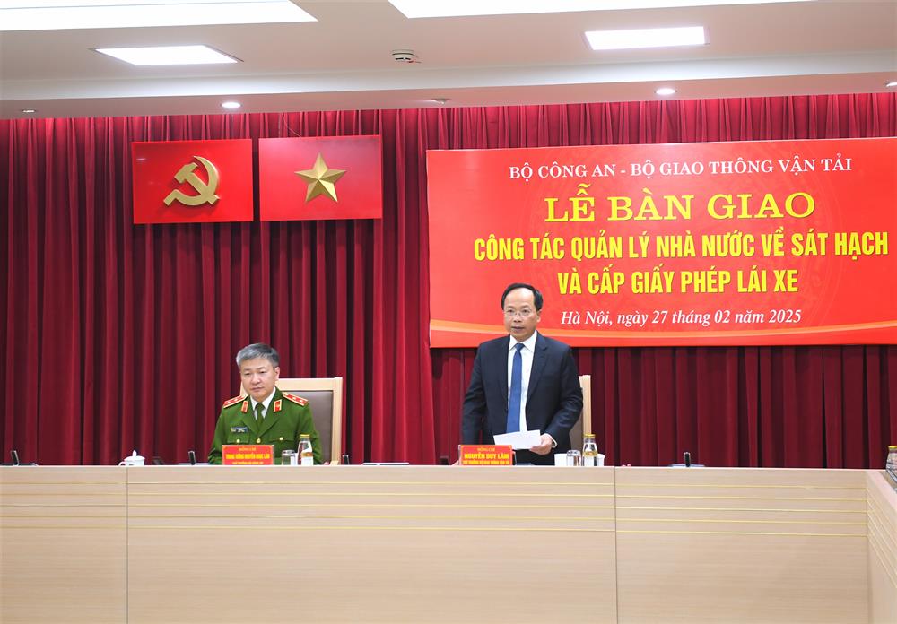Bộ Công an tiếp nhận bàn giao sát hạch, cấp GPLX từ Bộ GTVT