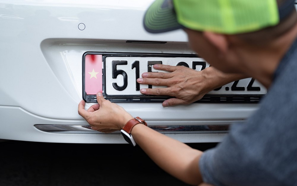 Người thuộc 6 trường hợp này phải đổi biển số xe và đăng ký xe ngay trong năm nay