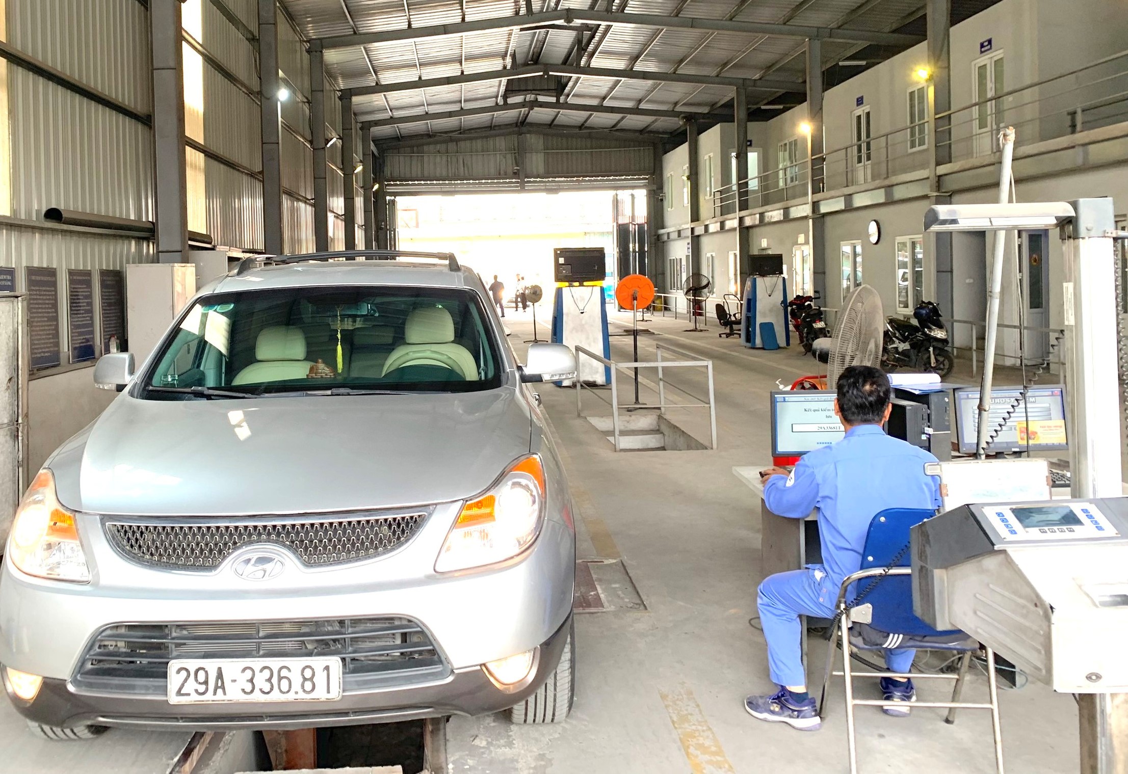 Chấn chỉnh cơ sở đăng kiểm sách nhiễu, tiêu cực